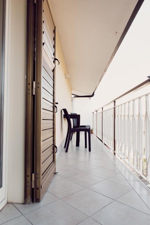 Hotel La Punta San Giovanni La Punta Exterior foto